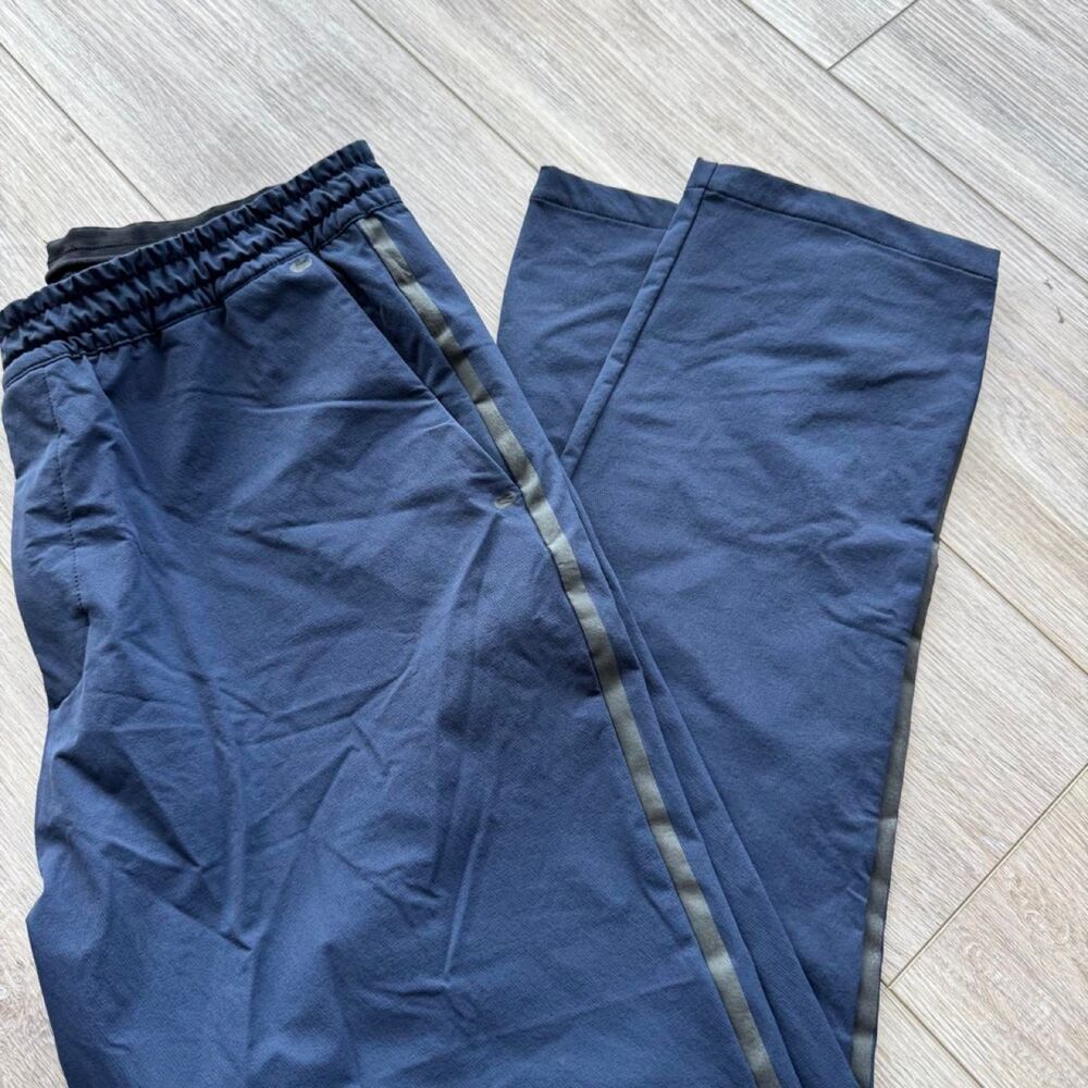 Outerknown Men's Navy and Blue Trousers - Picture 4 of 8
